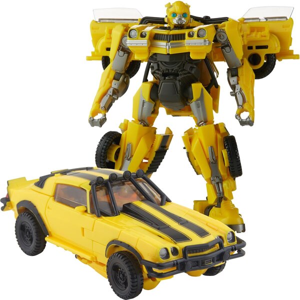 Image Of Transformers Studio Series 100 Deluxe Bumblebee  (6 of 14)